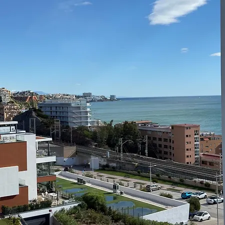 Luxurious Fuengirola With Ocean Views