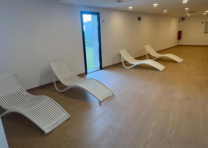 Luxurious With Ocean Views *