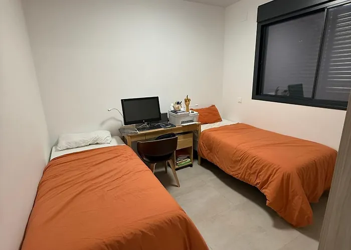 Luxurious With Ocean Views Апартаменти