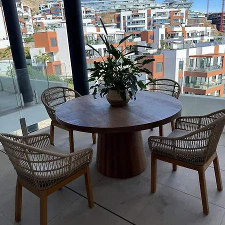 Luxurious Fuengirola With Ocean Views * מיחאס