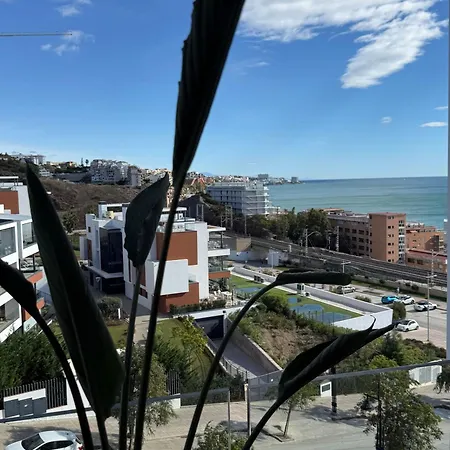 Luxurious Fuengirola With Ocean Views